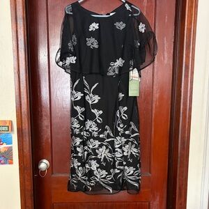 Chic Black and White Floral Midi Dress